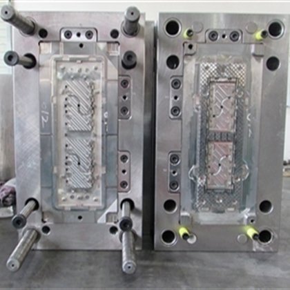 Simplified-Mold-Structure